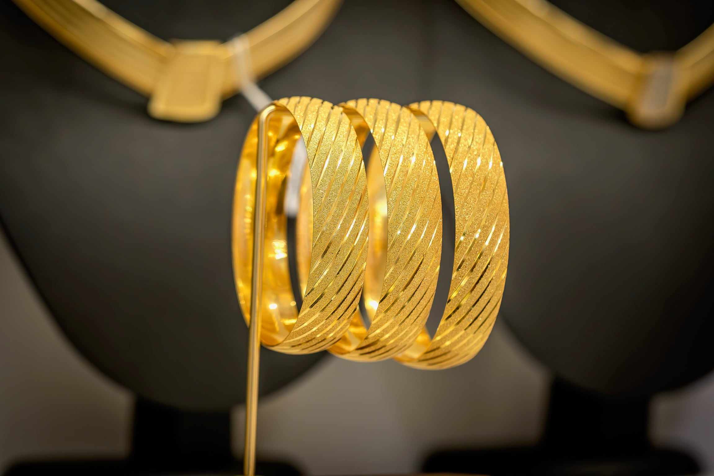 Altın Renginde Lak Kaplama BRACCIALE 1,50 cm - BL15020 - Mad Gold bracciali da 1,50 cm