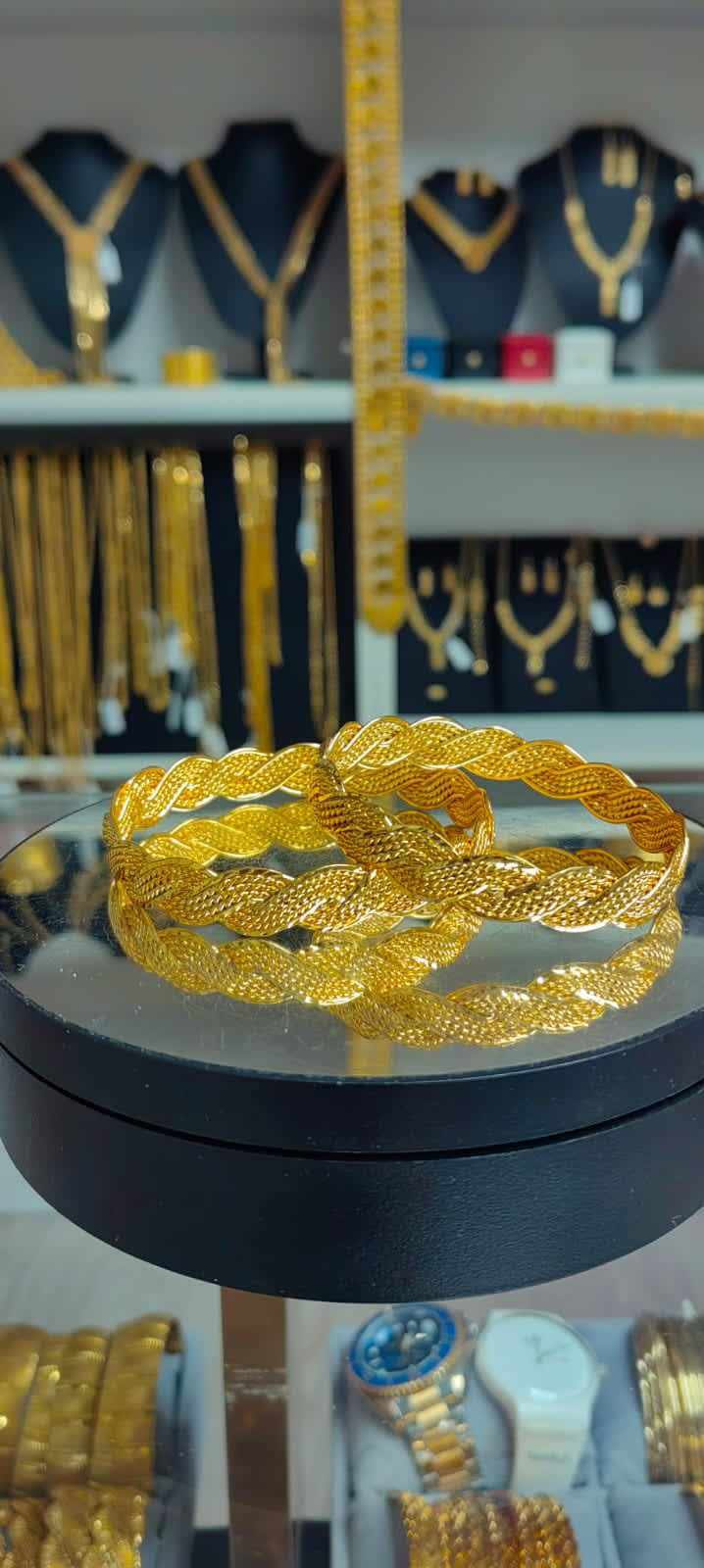 Altın Renginde Lak Kaplama Bracciale in maglia punteggiato - ORGL007 - Mad Gold bracciali lavorati a maglia