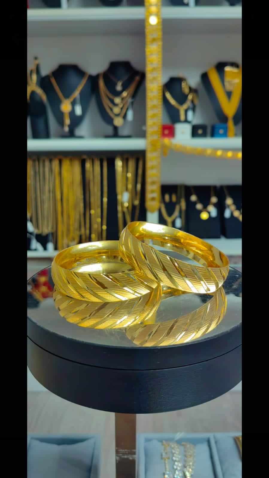 Altın Renginde Lak Kaplama BRACCIALE 1,50 cm - BL15031 - Mad Gold bracciali da 1,50 cm