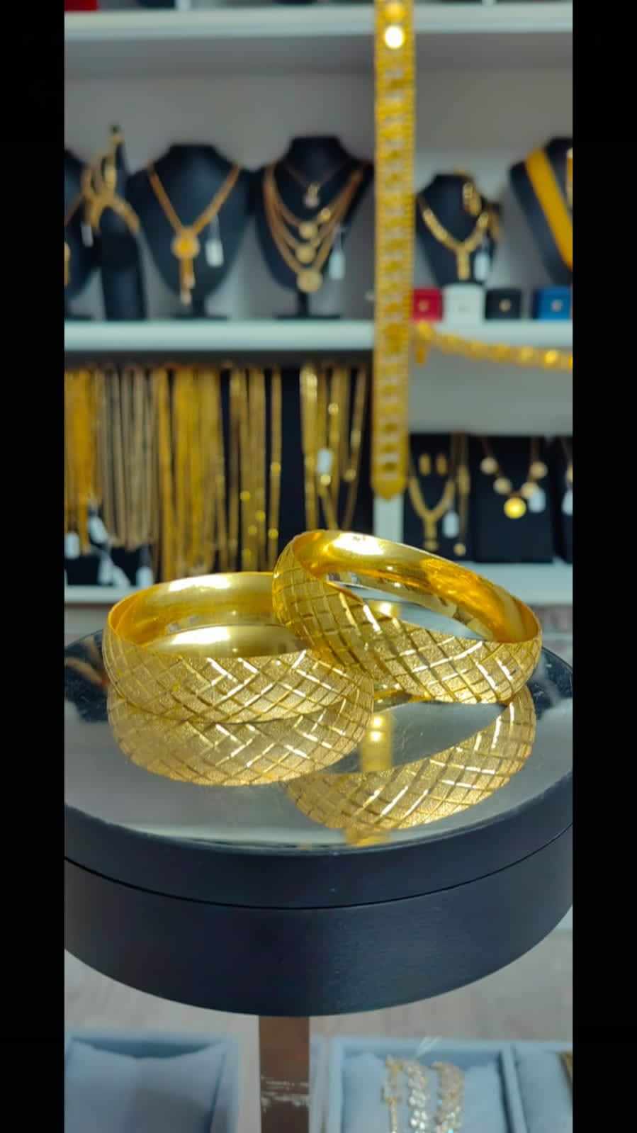 Altın Renginde Lak Kaplama BRACCIALE 1,50 cm - BL15034 - Mad Gold bracciali da 1,50 cm