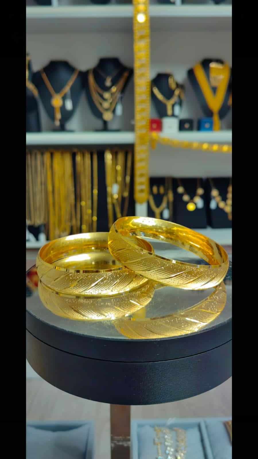 Altın Renginde Lak Kaplama BRACCIALE 1,50 cm - BL15023 - Mad Gold bracciali da 1,50 cm