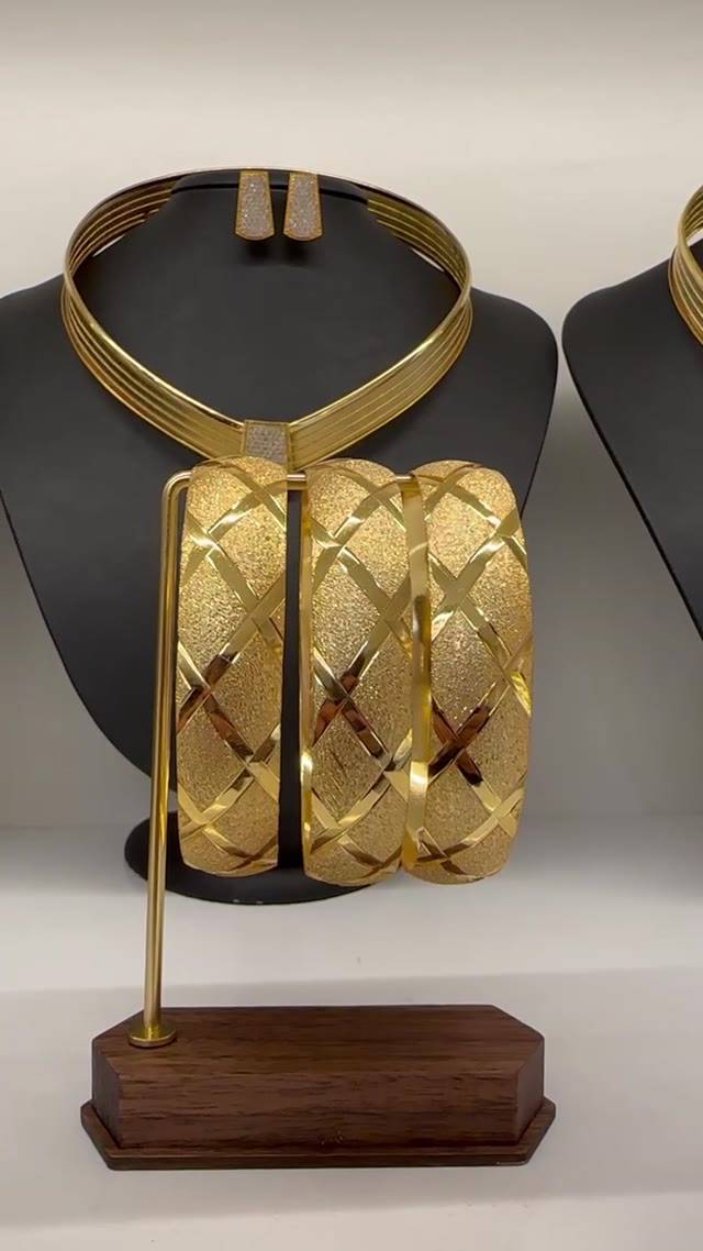 1,50 cm BİLEZİK - BCBL009 video önizlemesi