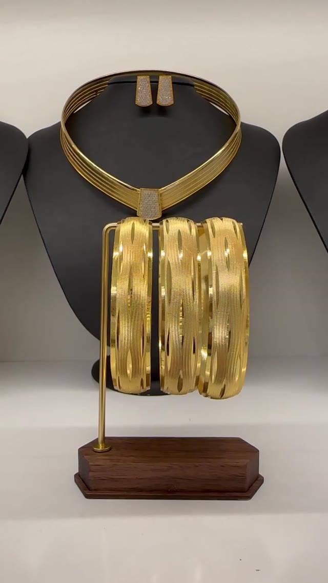 1.50cm BİLEZİK - BL15032 video önizlemesi