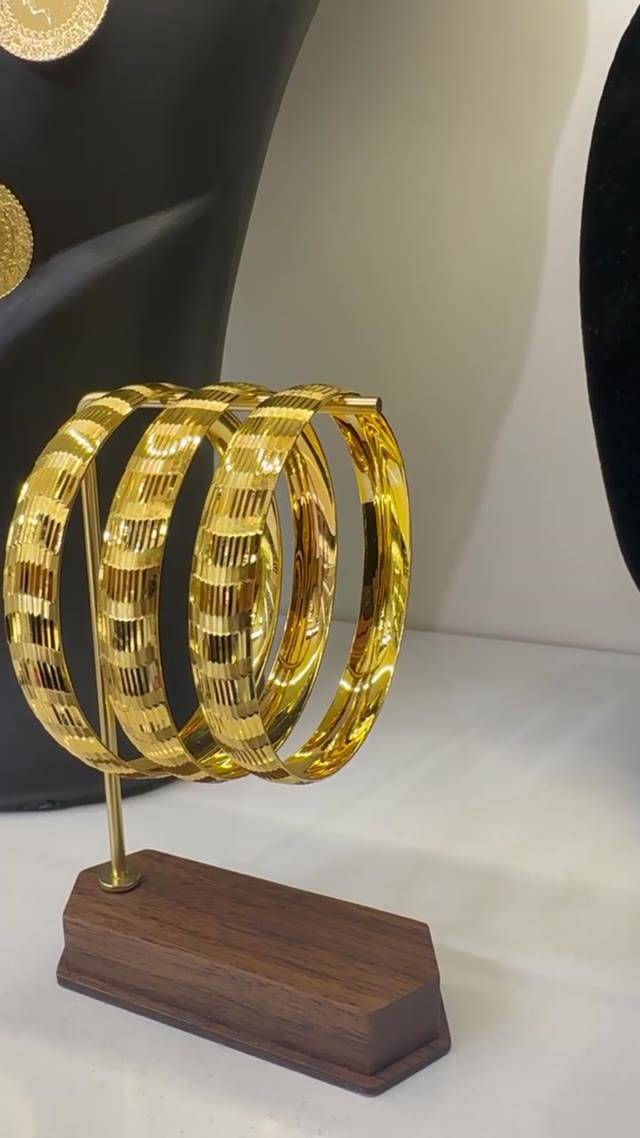1.00 cm bilezik  video önizlemesi