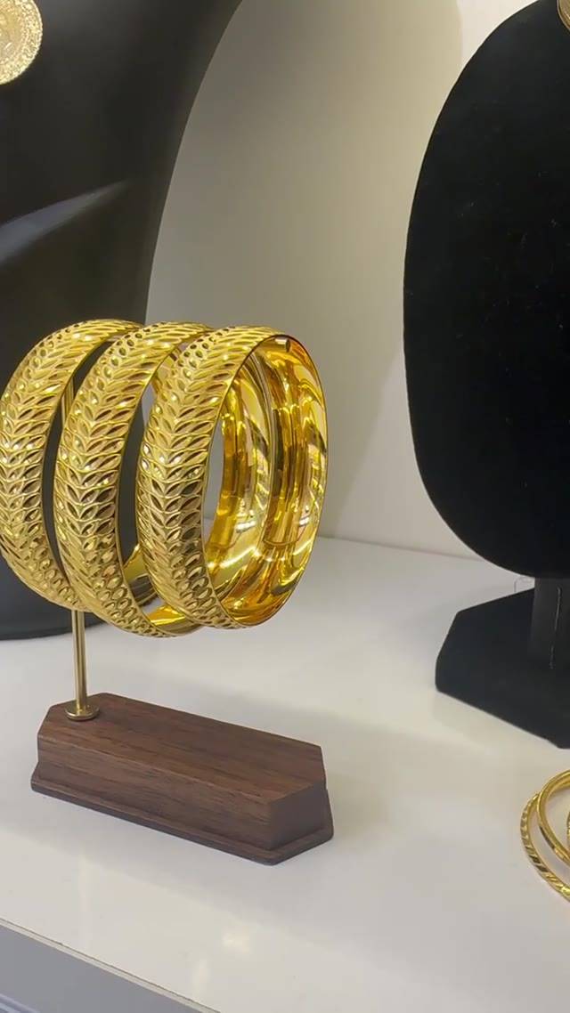 1.50 cm bilezik  video önizlemesi