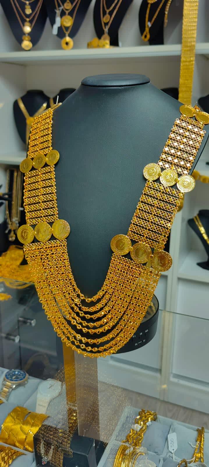 Madonna akıtma kolye ön görünüşü, MAKL008 modeli