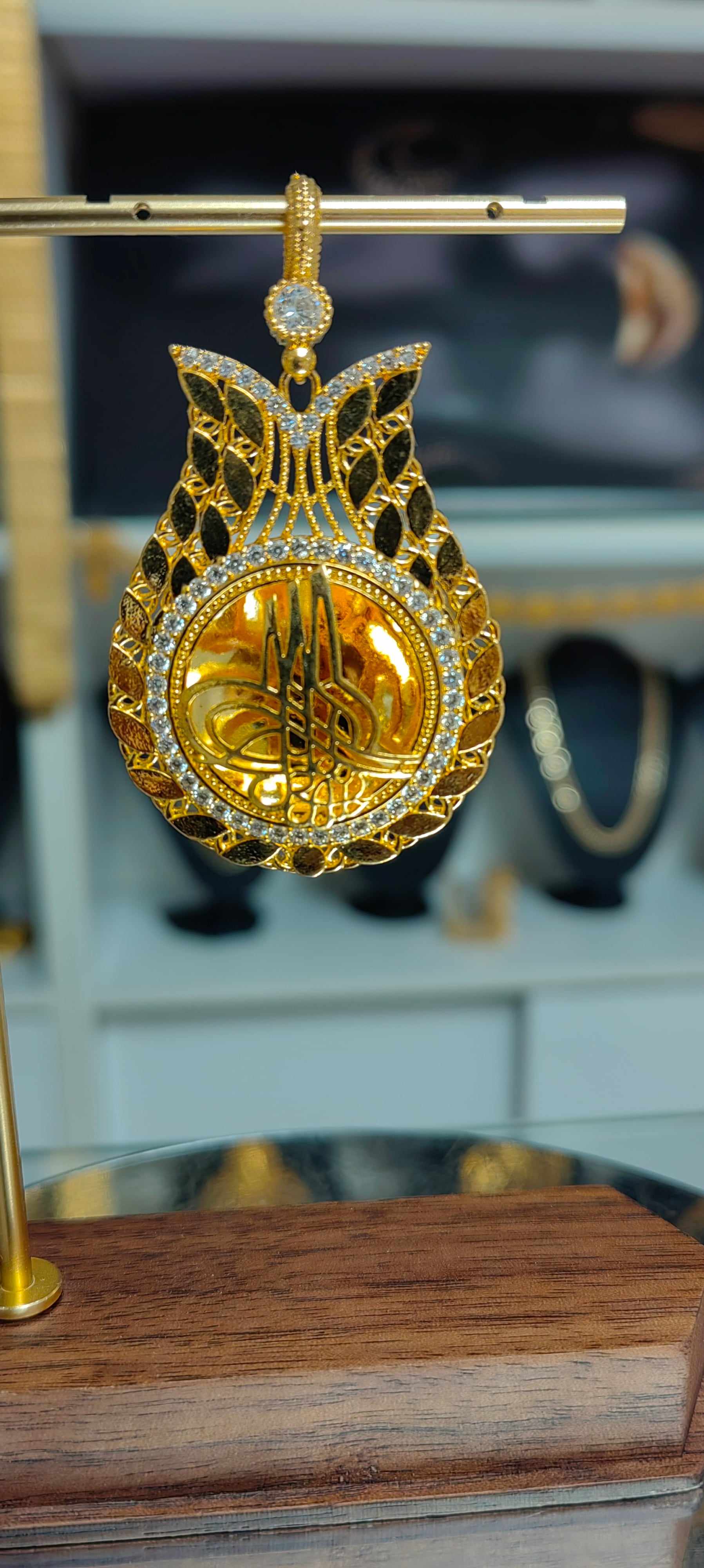 Altın Kaplama Lale Tuğralı Uç yarım altın boyutunda - Mad Gold kolye ucu ve çerçeveler