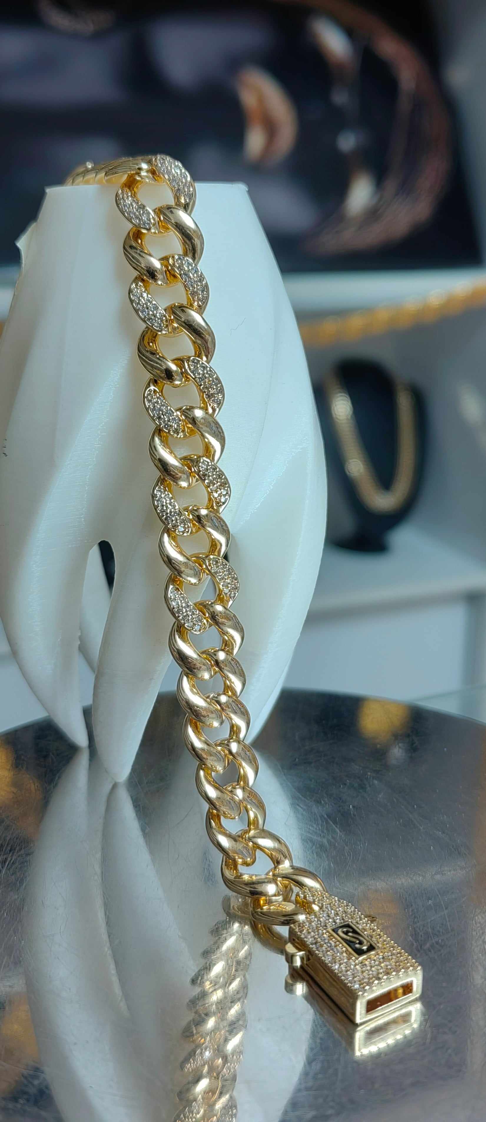 Mikron Kaplama Kalın zirkon Taşlı gurmet bileklik - Mad Gold bileklikler