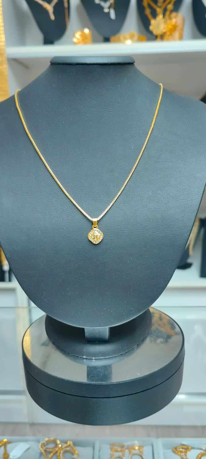Altın Renginde Lak Kaplama Zirkon Taşlı Kolye -ZTKL028 - Mad Gold zirkon taşlı kolyeler