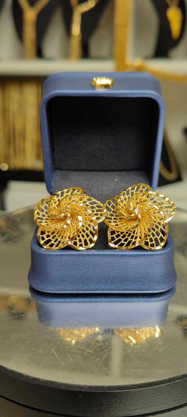 Altın Renginde Lak Kaplama Fizyon Küpe -FKA002 - Mad Gold küpeler