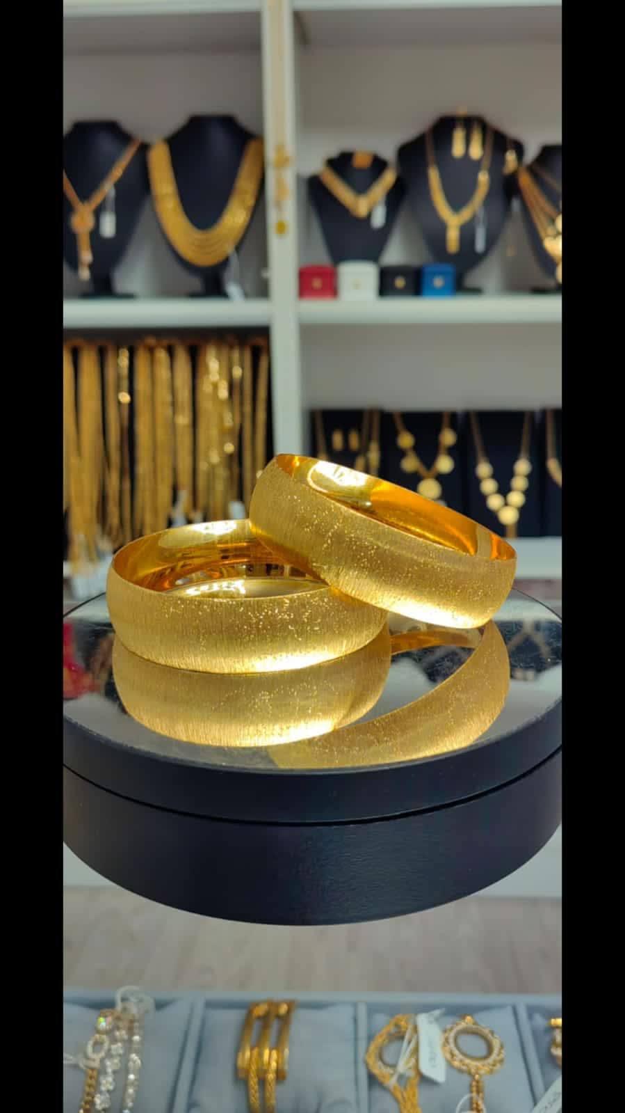 2 cm Simli Bilezik Demo - BA20004 - 2 Cm Bilezikler | Mad Gold İmitasyon tokalı kelepçe bilezik altın rengi - 2 cm Simli Bilezik Demo - BA20004 - 2 Cm Bilezikler